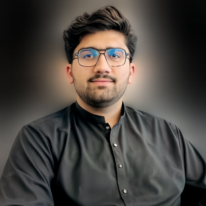 Portrait of Muhammad Kashif, UI/UX and product designer